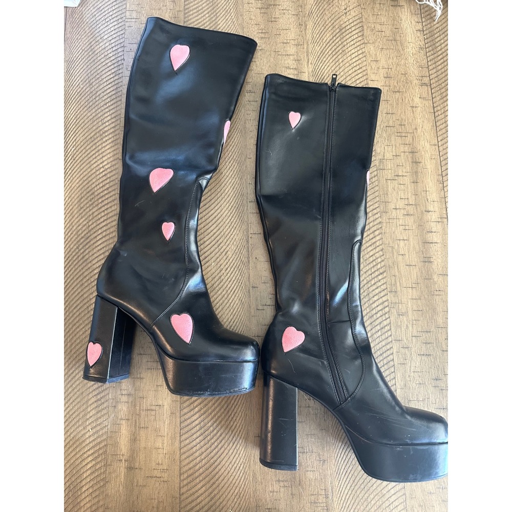 LAMODA Heart To Beat Platform Boots - Black & Pink Y2K Goth